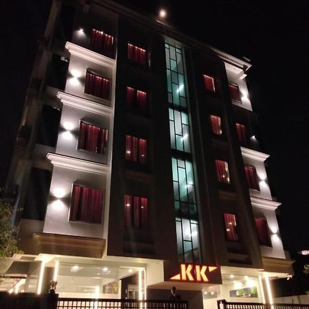 Hotel Airport Kk Нагпур Экстерьер фото
